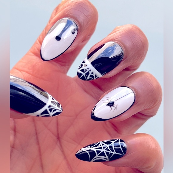Halloween 🎃 Press On Nails - Picture 2 of 2